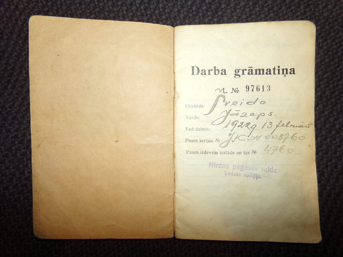 Трудовая книжка. Латвия. 1930-тые года.