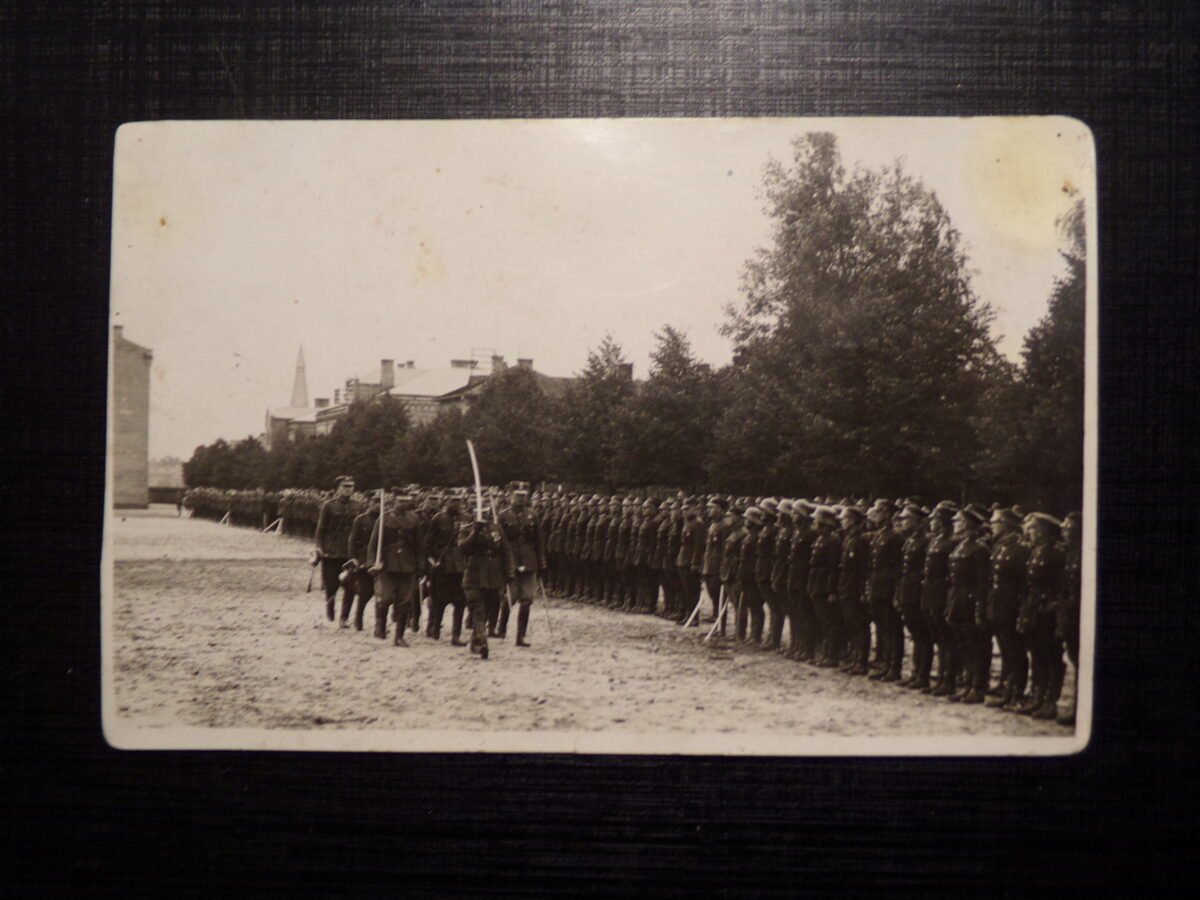 №8. Латвийская армия. 1930 год.