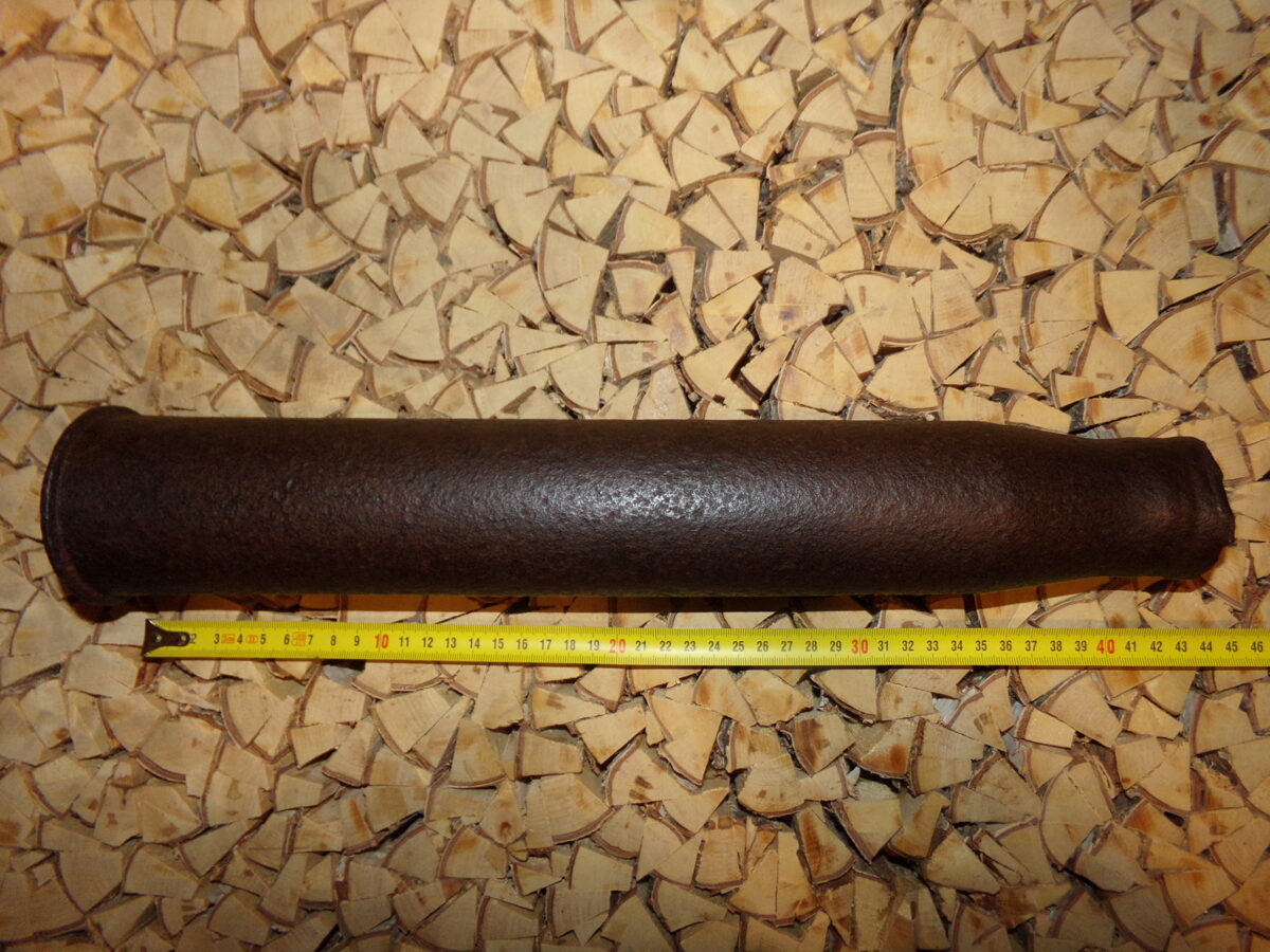 Железная гильза от снаряда. Германия. WW2. Длинна 42 см.
