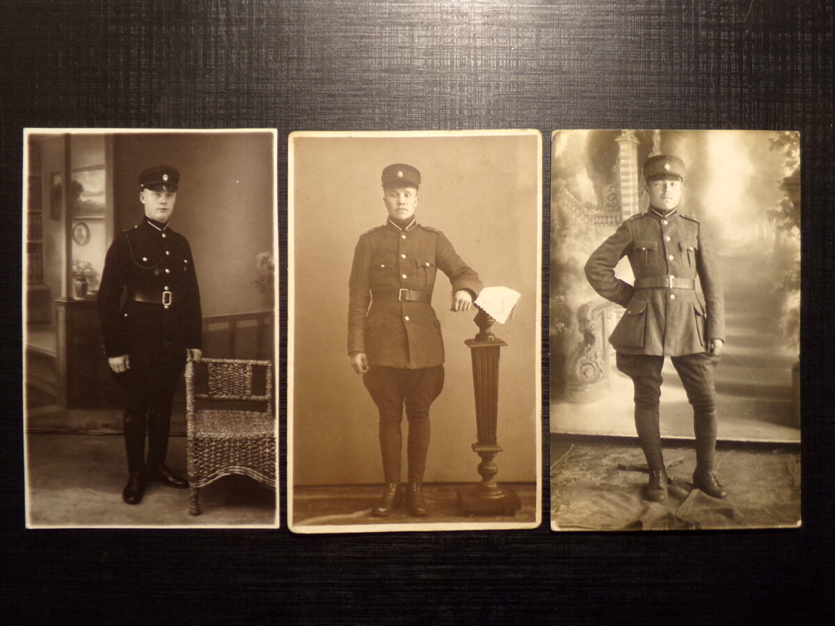 №217. Солдаты латвийской армии. Портрет в студии. 1920-30 года.