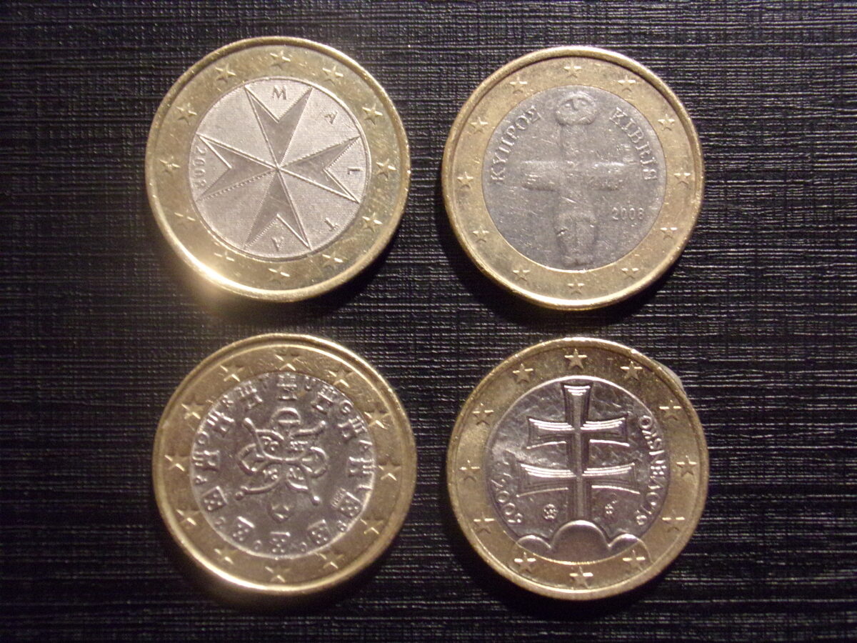 №136. Один евро. 2006. 2008. 2009 год.