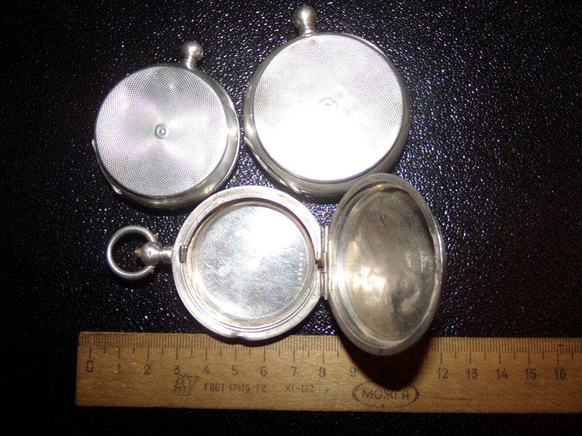 Три серебряных корпуса для карманных часов. Начало 20 века.