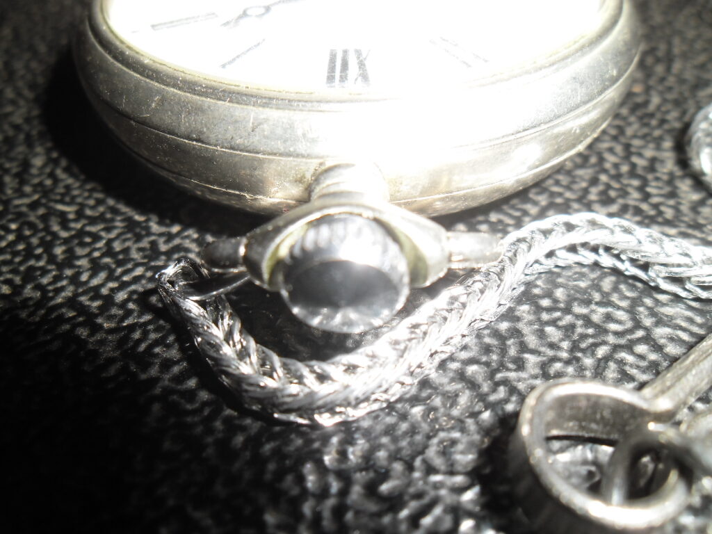 Kabatas pulkstenis ar ķēdīti. PSRS. 1970-tie gadi