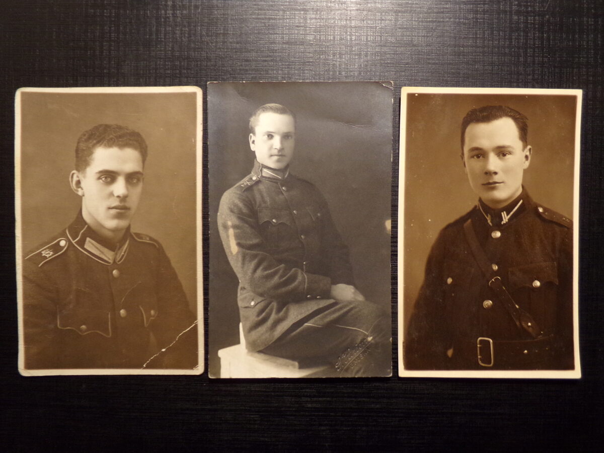№218. Солдаты латвийской армии. Портрет в студии. 1920-30 года.