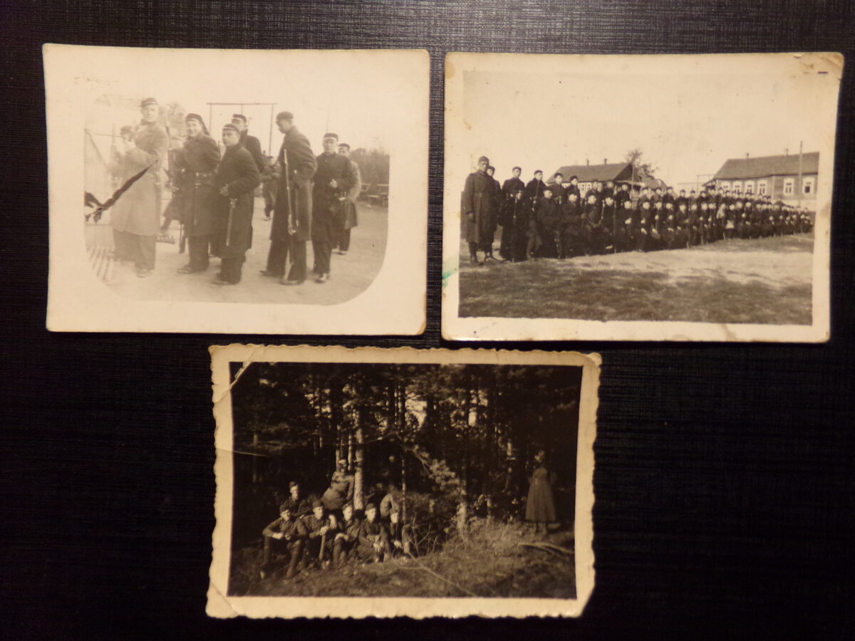 №104. Латвийская армия. Три малоформатных фото 1930-тых годов.