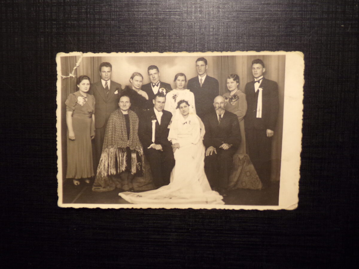 №78. Латвия. Рига. Свадебное фото из архива семьи Дубровских. 1937 год.