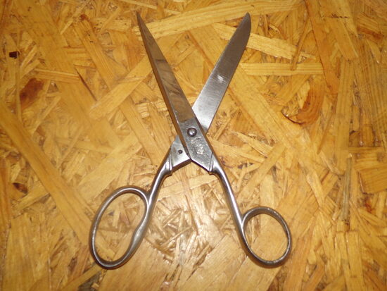 Ножницы. Garantito martellato. Import. Италия. Начало 20 века.