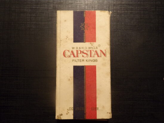 №74. CAPSTAN. Пачка от сигарет Кепстен. Индия. Продавался в СССР в 1990-91 годах.