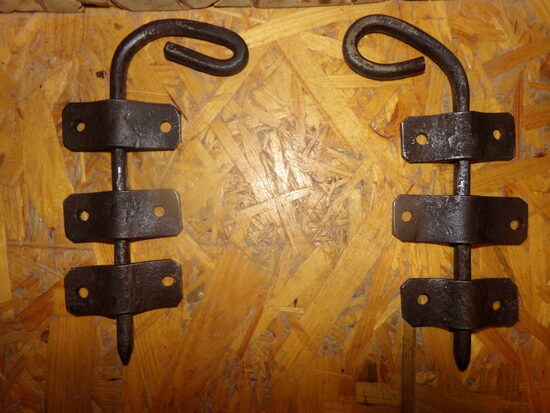 №87. Два амбарных засова. Восточная Латвия. Начало 20 века.