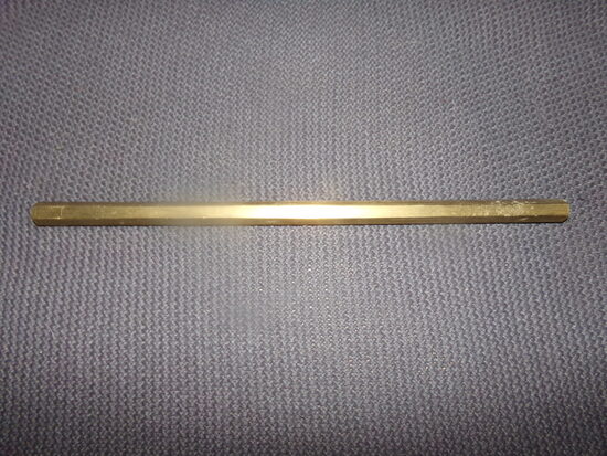 №15. Старинный бронзовый шестигранник. 42.2 см Х 1.8 см.