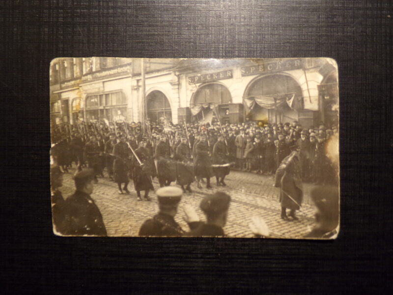 №48. Латвия. Военный парад  городе Лиепая в 1926 году.