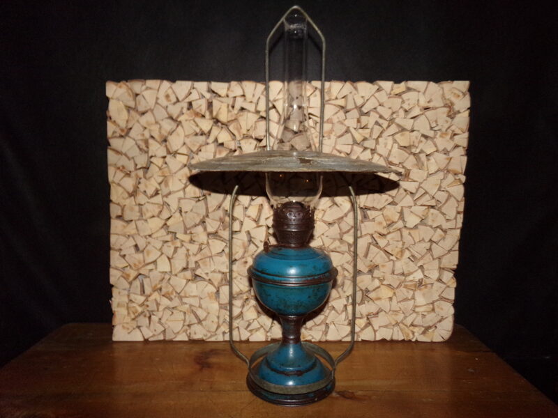 №21. Керосиновая лампа "Заря".