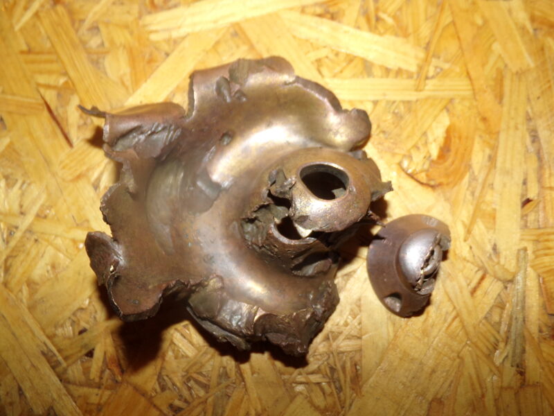 №90. Разорванная взрывом снарядная гильза. WW2. СССР.