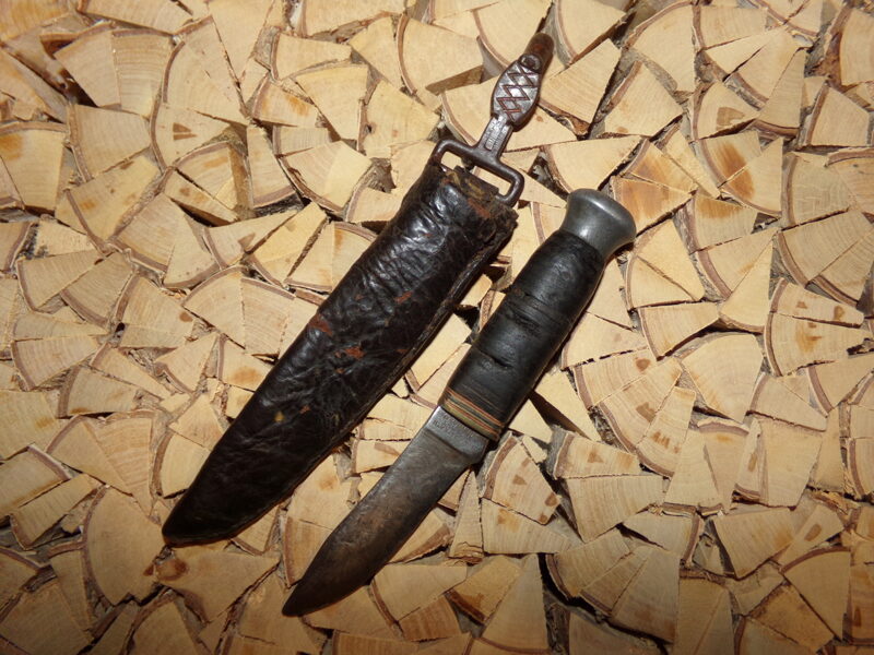 №75. Нож с ножнами. Начало 20 века.