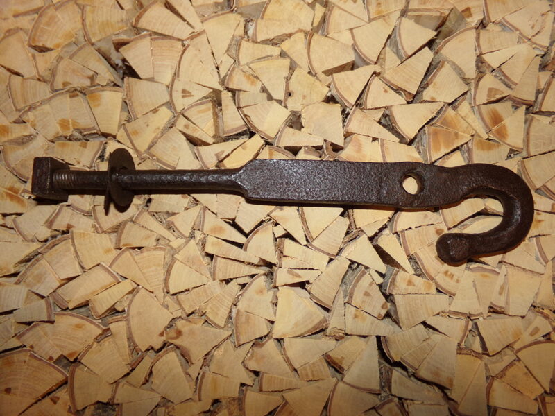 №29. Кованный крюк с гайкой. Начало 20 века.