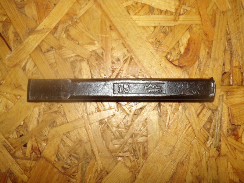 №172. Старинное зубило №15. Клеймо буква М и гребенка.