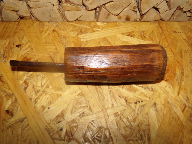 №124. Стамеска с толстой деревянной ручкой. Восточная Латвия. Начало 20 века.