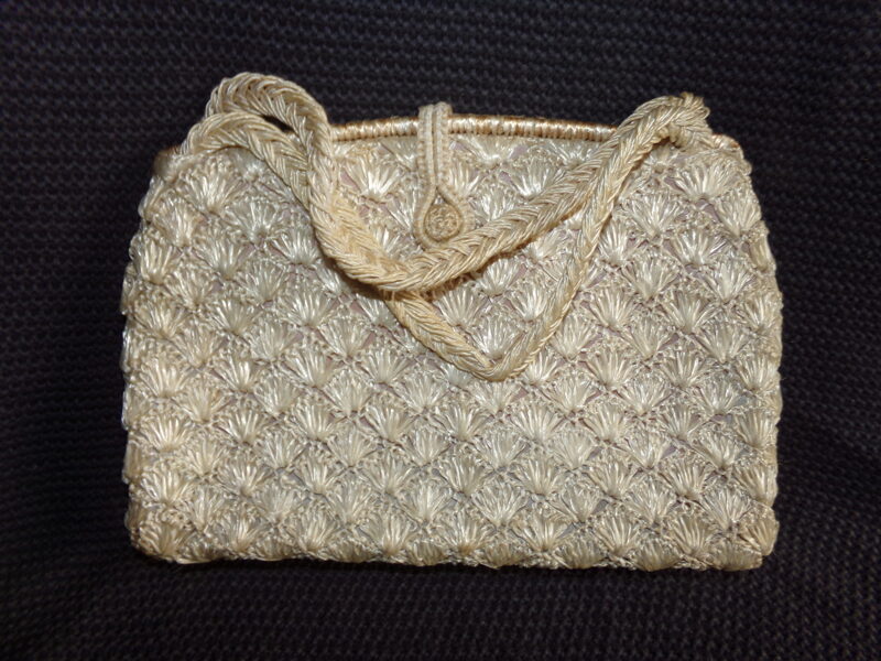 Дамская сумка из синтетической соломки. СССР. 1960-тые года.