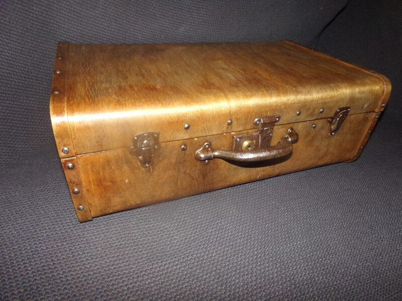 №19. Фанерный чемодан. Латвия. 1920-30 года.