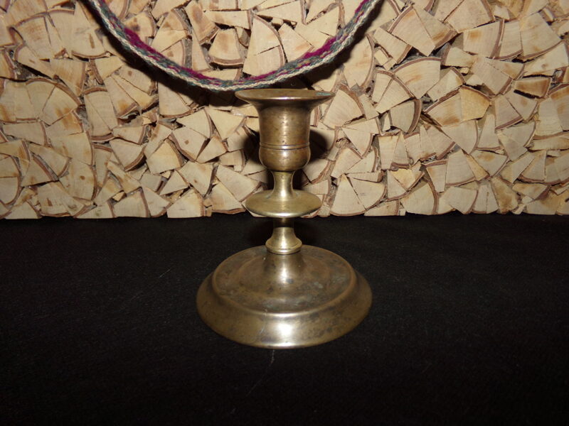 Старинный подсвечник.