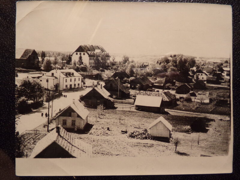 №100. Советская Латвия. Поселок Вецслобода. 1970-тые года. Фотограф Дубровский Николай Андреевич.