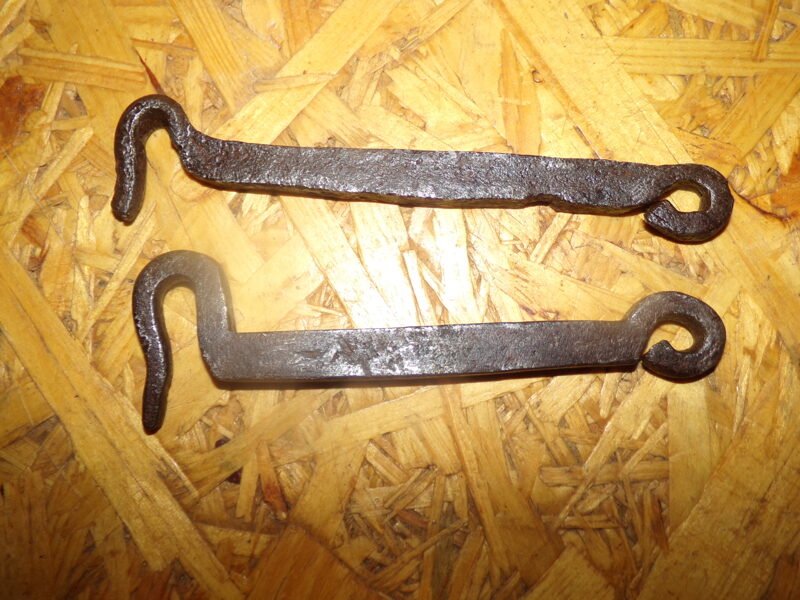 №60. Два кованных крючка. Восточная Латвия. Начало 20 века.