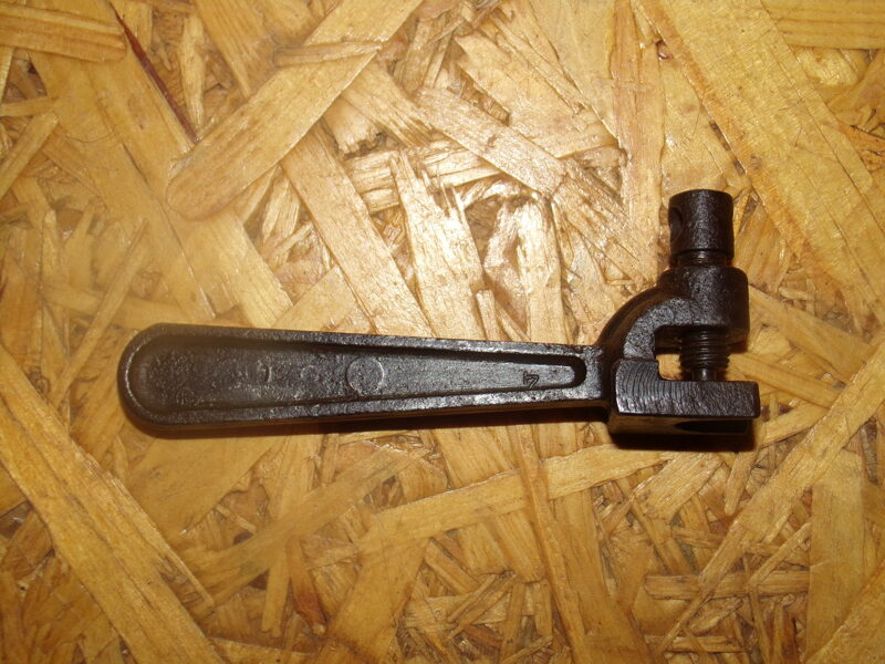 №151. Мини струбцина.