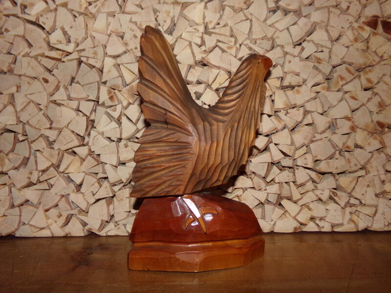 Деревянная скульптура птицы. СССР. Середина 20 века.