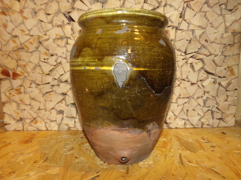 №32. Горшок с отверстием для слива. Восточная Латвия. начало 20 века.