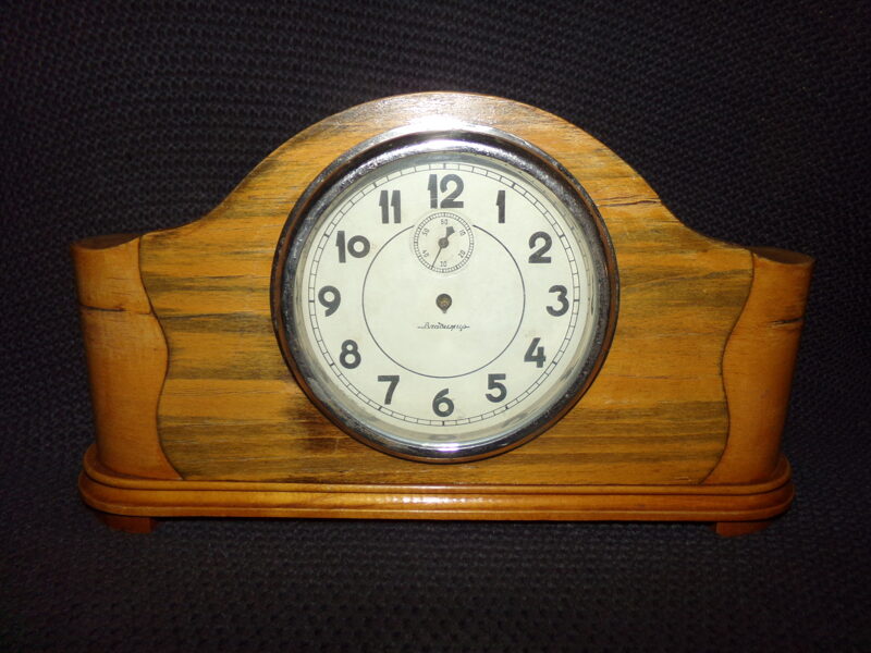 Настольные часы "Владимир". СССР. 