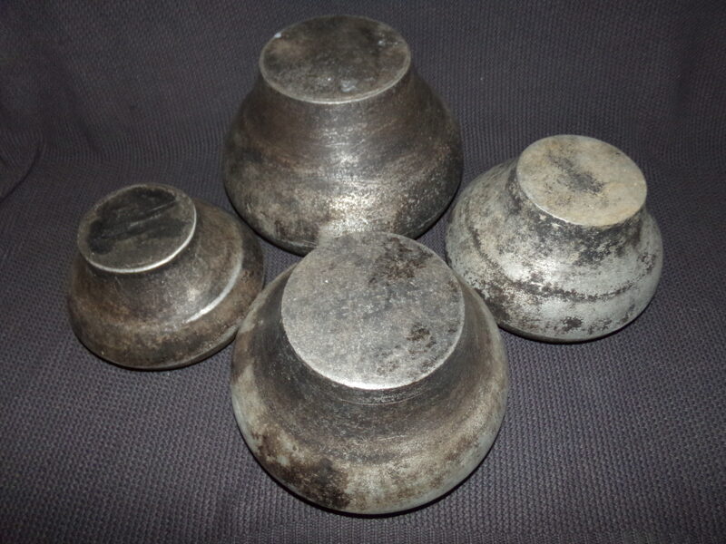 №48. Четыре алюминиевые горшка для печи. СССР. Середина 20 века.