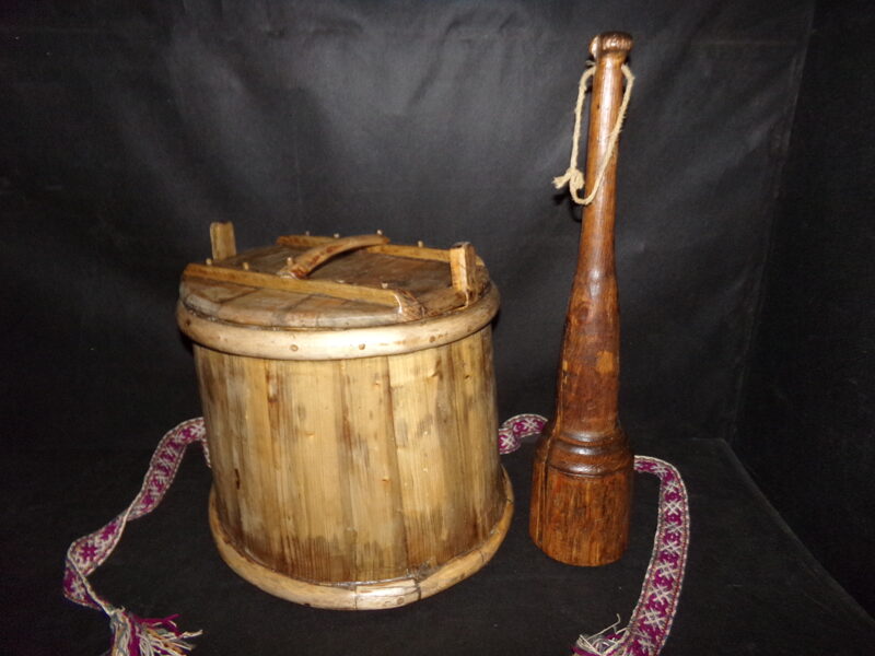 №43. Trauks ar vāku un piestu