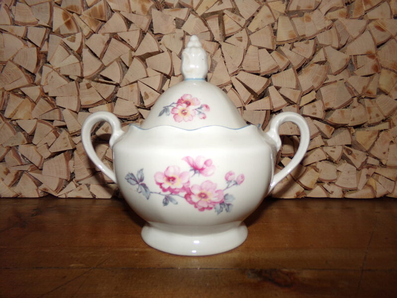 №60. Расписная сахарница. Рижский фарфор. СССР.