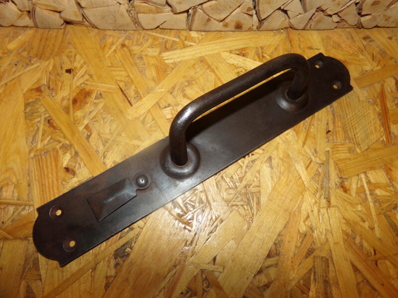 №38. Дверная ручка. Железо. Клеймо  МЗКО .