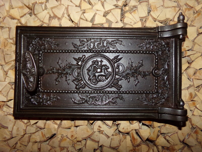 №23. Печная дверца "Колесница". Правосторонняя. Размер №3. Россия. Начало 20 века.