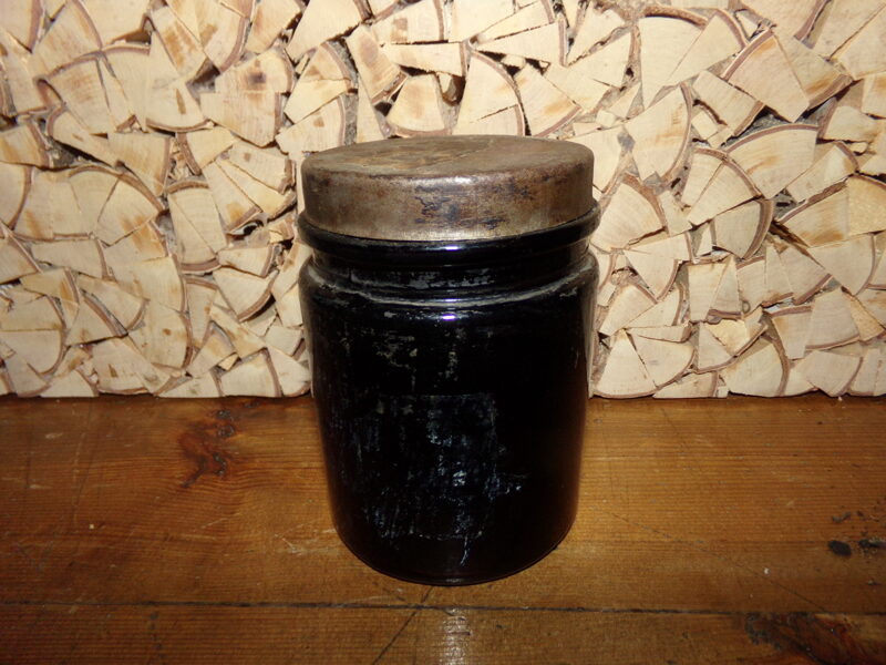 №56. WW2 Стеклянная банка с металлической крышкой для обувной смазки.