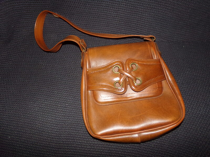Дамская сумка из кожзаменителя. СССР. 1970-тые года.
