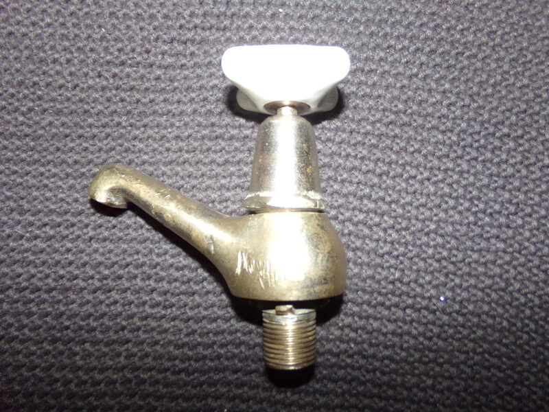 Бронзовый водопроводный кран с керамическим вентилем. СССР. 1970-тые года.