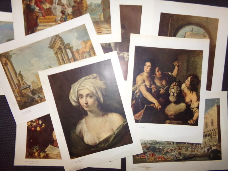 Комплект настенных картин.