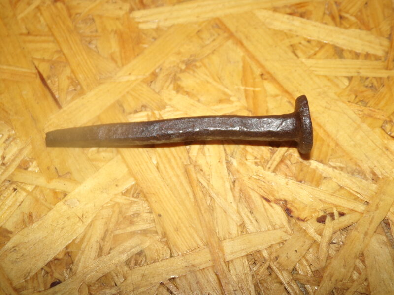 №128. Большой кованный гвоздь. Восточная Латвия. 19 век.