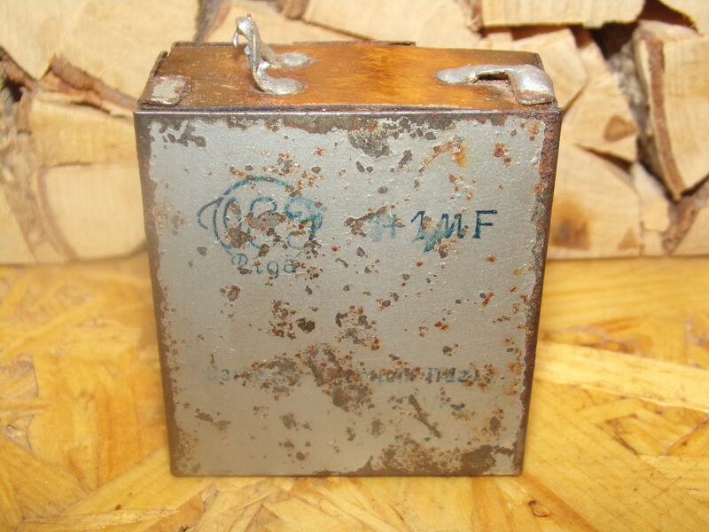 №37. Аккумуляторная батарея VEF. Латвия. 1930-тые года.