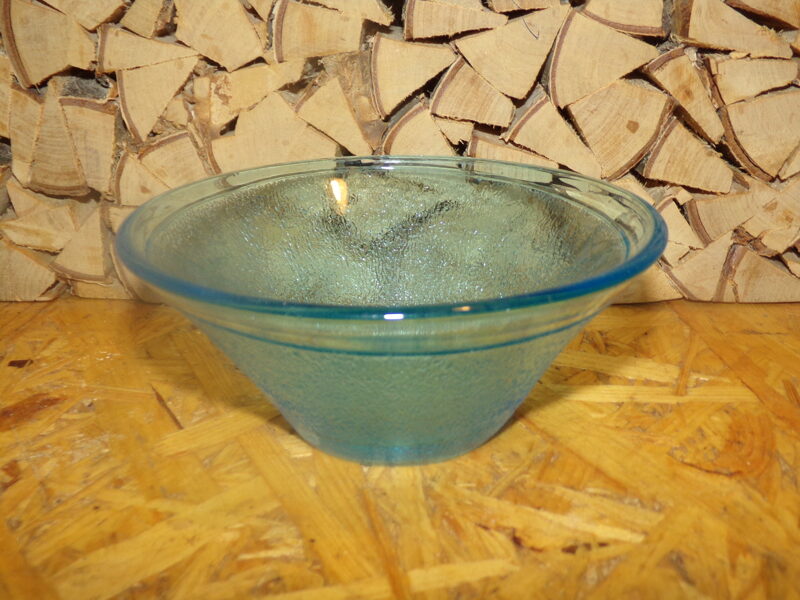 №88. Вазочка из синего стекла. СССР. Завод "Неман". Середина 20 века.