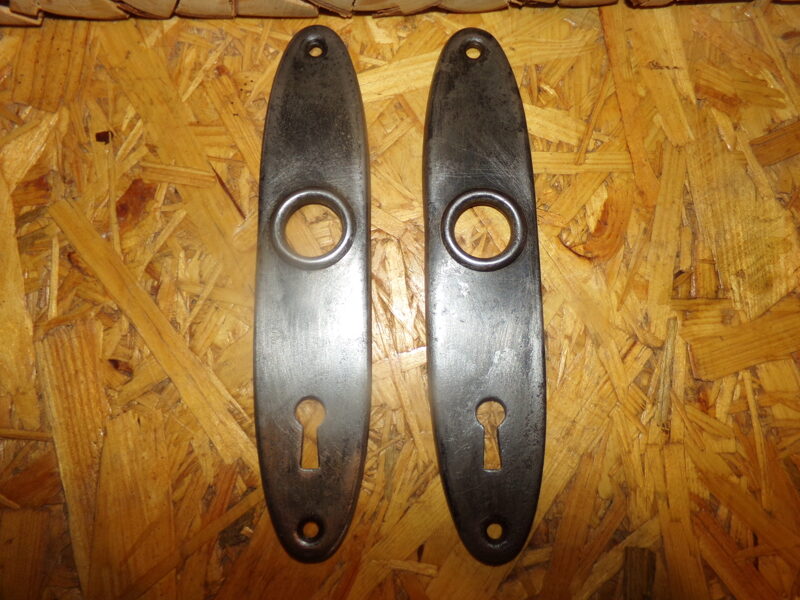 №76. Две дверные накладки для замка. Начало 20 века.