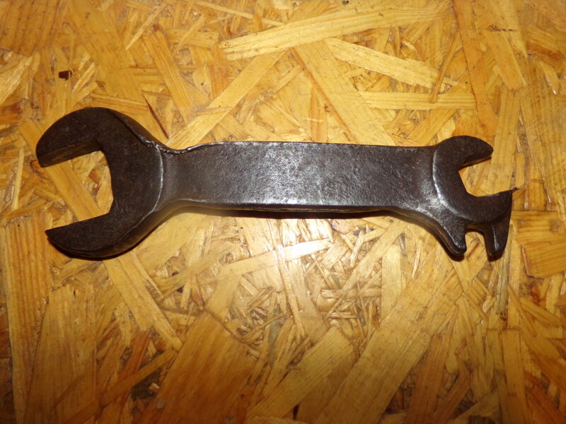 №71. Старинный гаечный ключ. 
