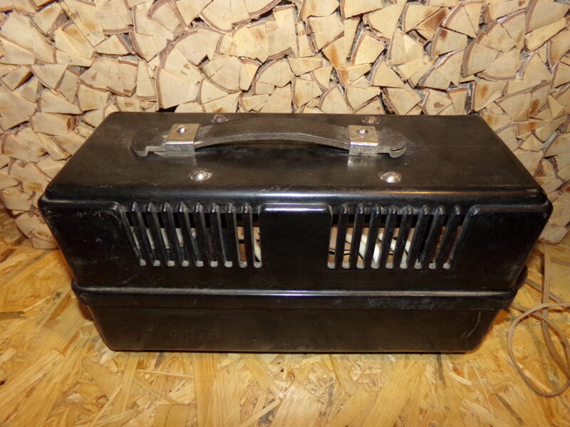 №34. Стабилизатор напряжения. ЛЗЭ. СССР. 1966 год.