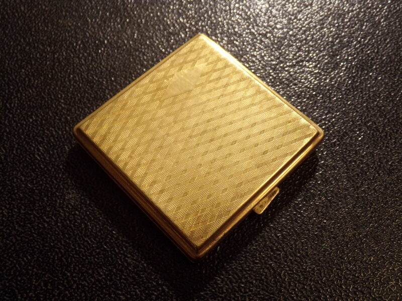 №16. Пудреница. СССР. Середина 20 века.