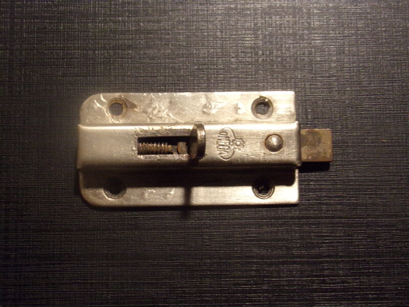 №65. Мебельная защелка OMEGA. Начало 20 века.