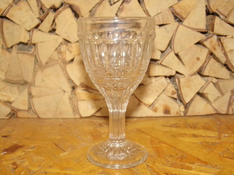 №90. Старинная хрустальная рюмка.