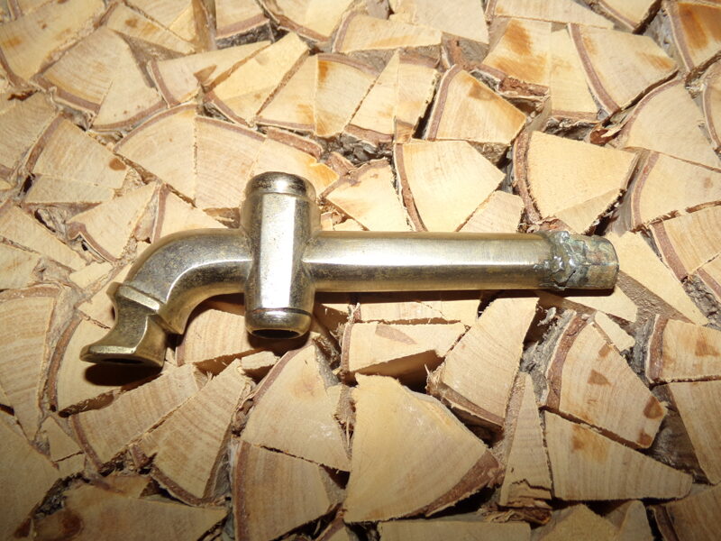 №22. Носик от самовара. Бронза покрытая хромом. Начало 20 века.