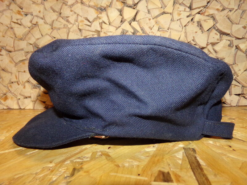 Кепка производства фабрики "ЛИГА". Советская Латвия. 1970-тые года.